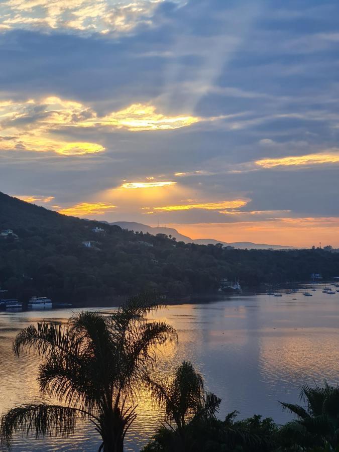 Cozy Kosmos Bed & Breakfast Hartbeespoort Luaran gambar