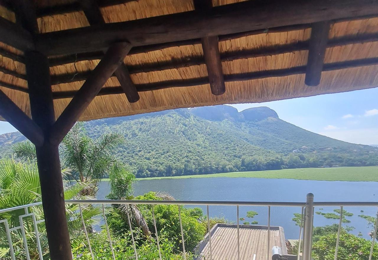 Cozy Kosmos Bed & Breakfast Hartbeespoort Luaran gambar