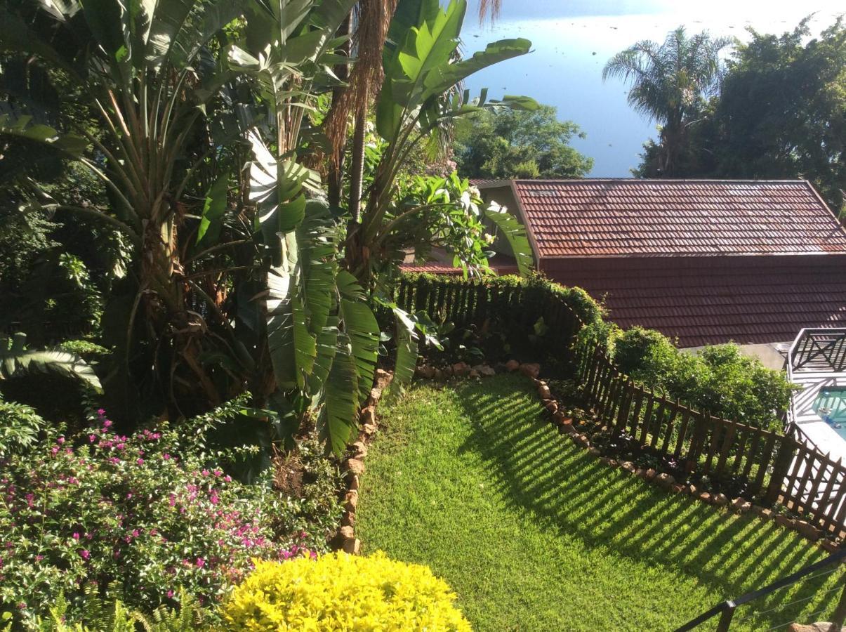 Cozy Kosmos Bed & Breakfast Hartbeespoort Luaran gambar