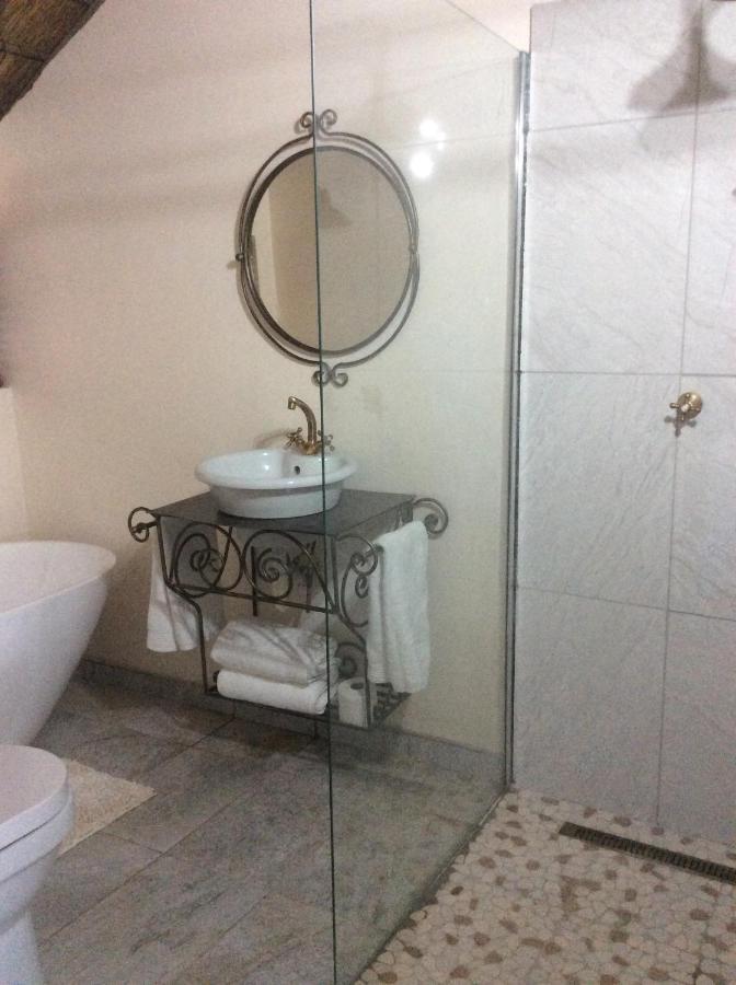 Cozy Kosmos Bed & Breakfast Hartbeespoort Luaran gambar